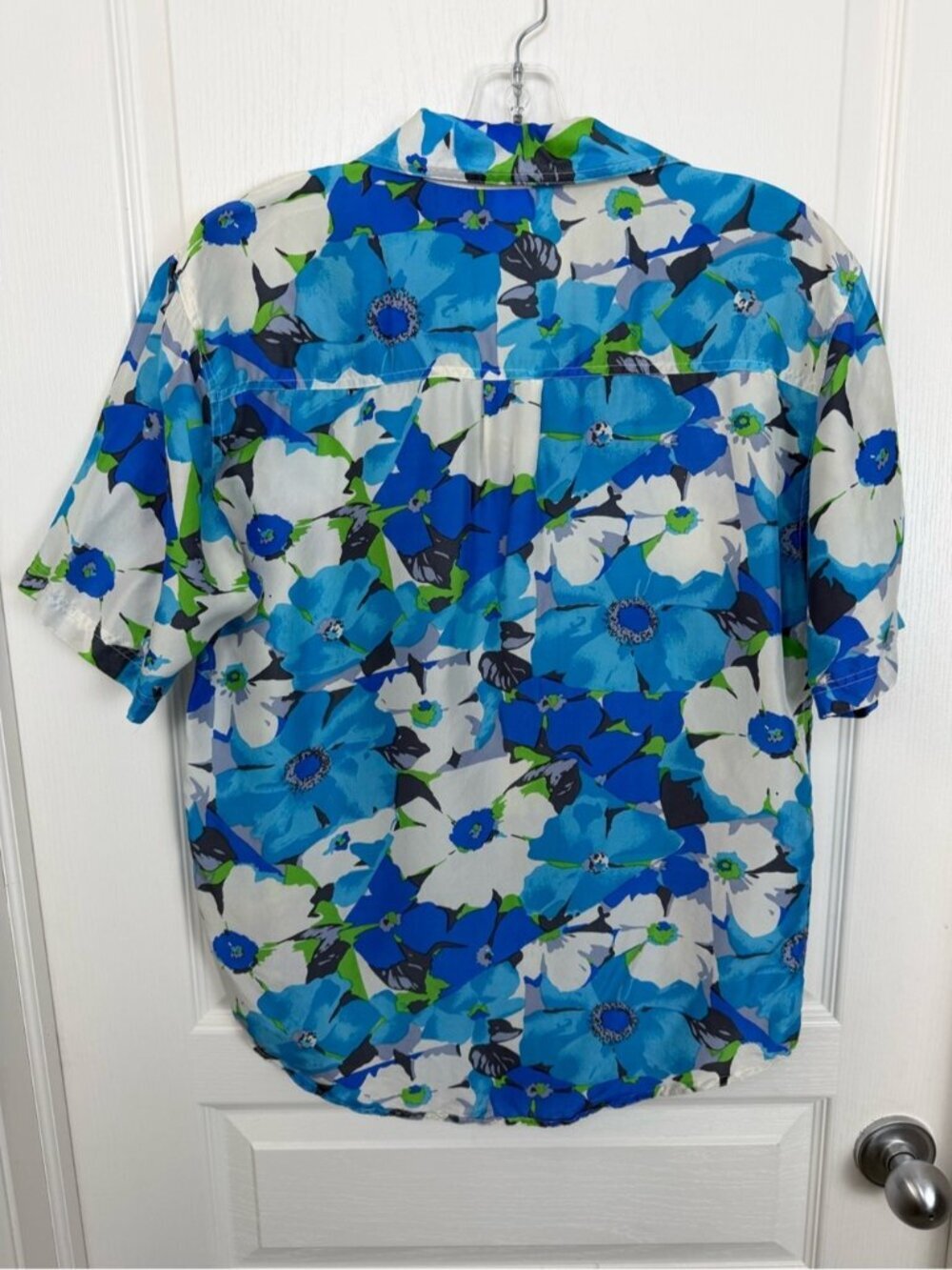 Vintage Silk Floral Short Sleeve Button Up Shirt Size Small Blue 80s 90s - Picture 2 of 5